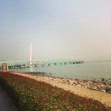չ滮